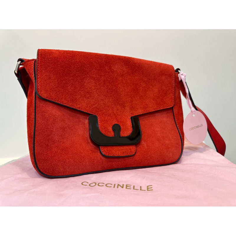 【COCCINELLE 可奇奈爾】義大利品牌 輕奢包 斜背包 肩背包 郵差包 麂皮 橘紅色 時尚實用 九成新