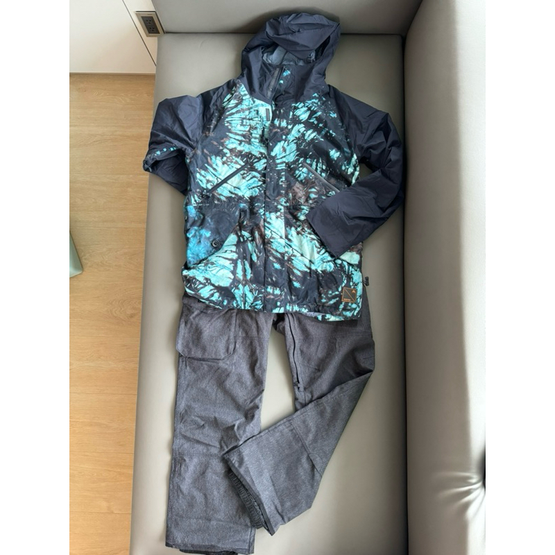 Burton 成套雪衣褲 L號