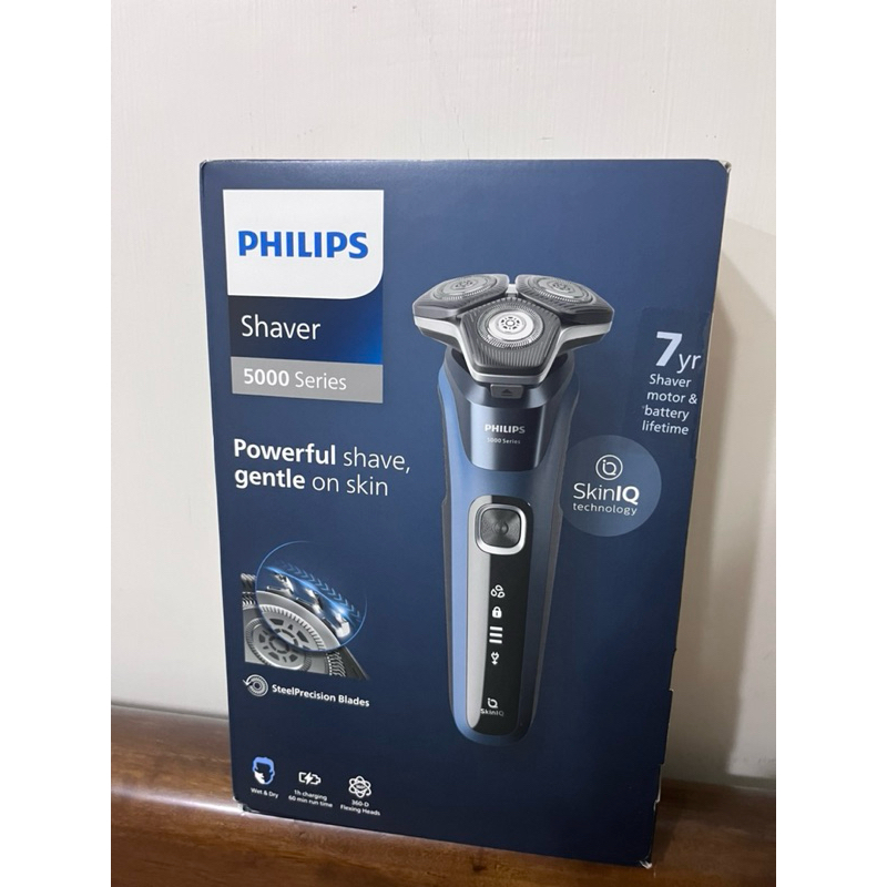 Philips飛利浦 全新智能多動向三刀頭電鬍刀/刮鬍刀 S5880/20