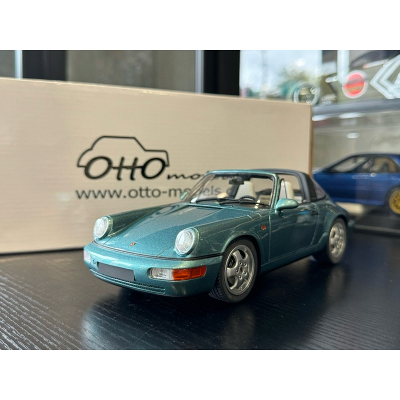 OttO 1/18 Porsche 964 Carrera 4 Targa 湖水綠