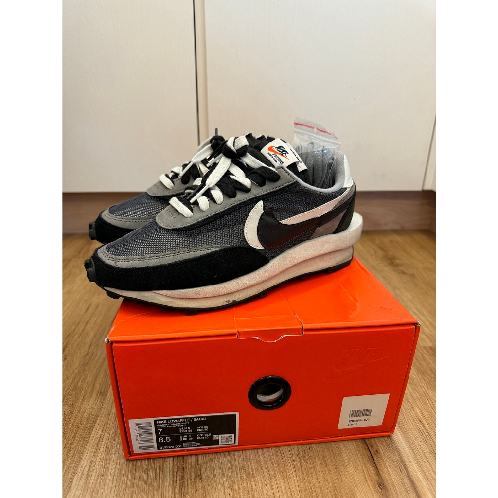 Sacai x Nike LDWaffle us7 25cm