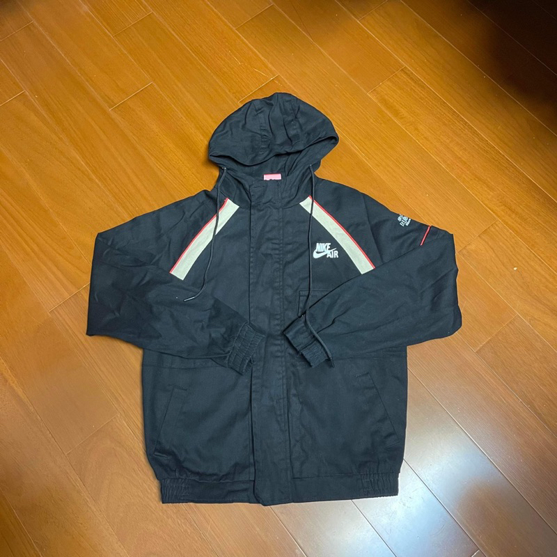 （Size M) Nike 大Air 連帽外套 （4F)