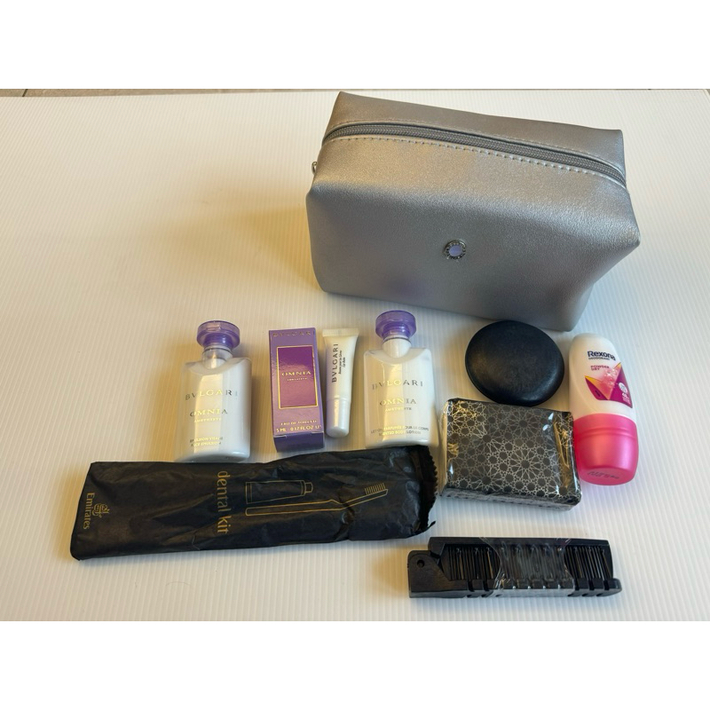 阿聯酋航空 Bvlgari 寶格麗 過夜包 化妝包精 過夜包 登機包 盥洗包 隔夜包 化妝包 收納包 機上 旅行包 聯名