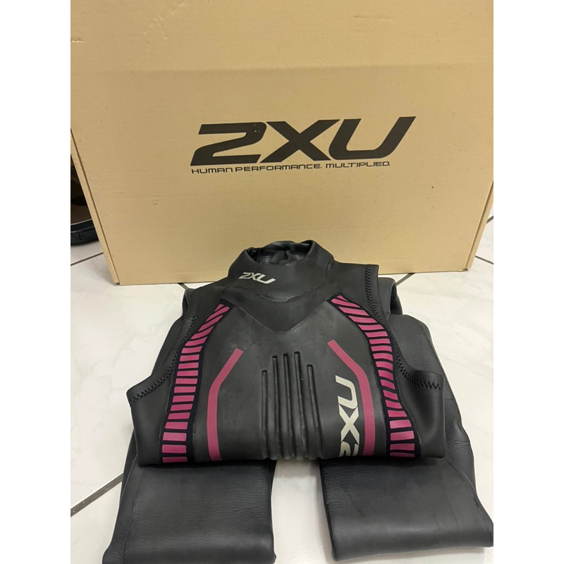 2XU 女款防寒衣（二手）XS