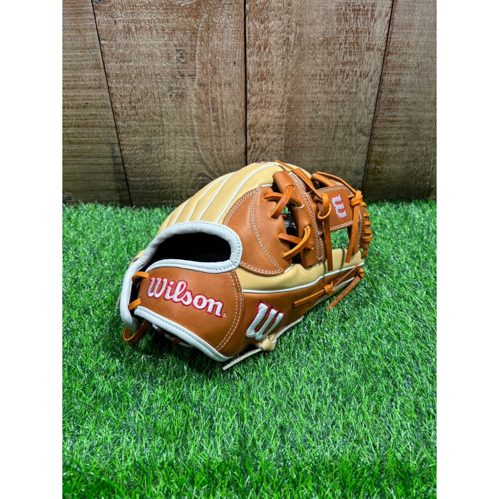 棒球魂全新美規Wilson A2000系列威爾森米黃色工字棒壘手套