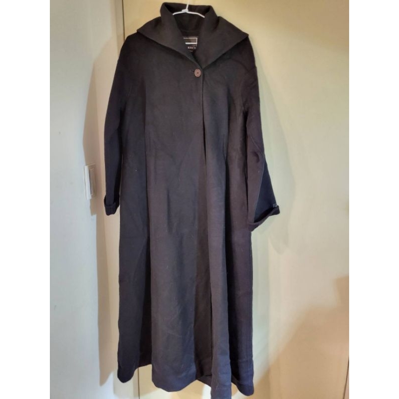&lt;全新&gt;  LINDARICO 義大利製造 時尚黑色單扣大衣 100%羊毛料 女大衣外套