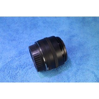 【Canon EF】 28mm f/2.8定焦廣角鏡頭，畫質好邊角失光也比變焦鏡輕微，廉讓～