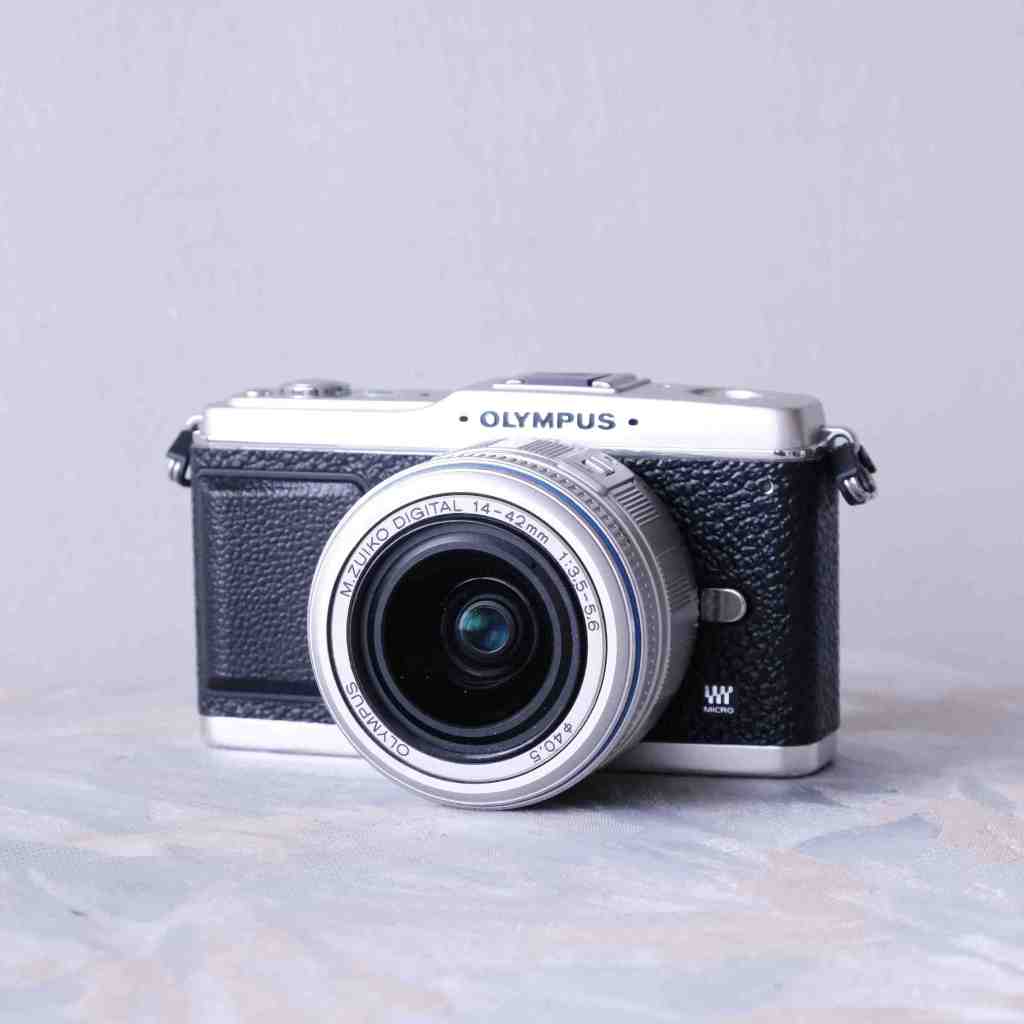Olympus E-P1 附一顆鏡頭 無反 CMOS 單眼 數位相機