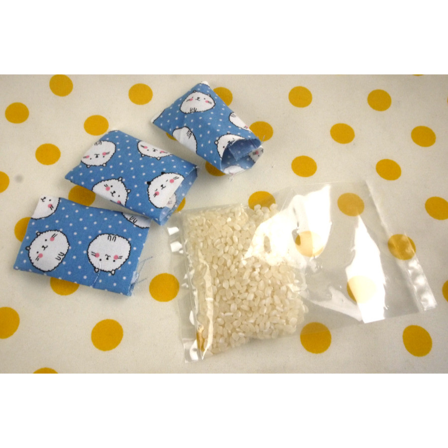 【寶貝童玩天地】【HO217-2】童玩沙包 1組(3個小沙包) 材料包 (隨機出貨) 小 - 可愛圖案
