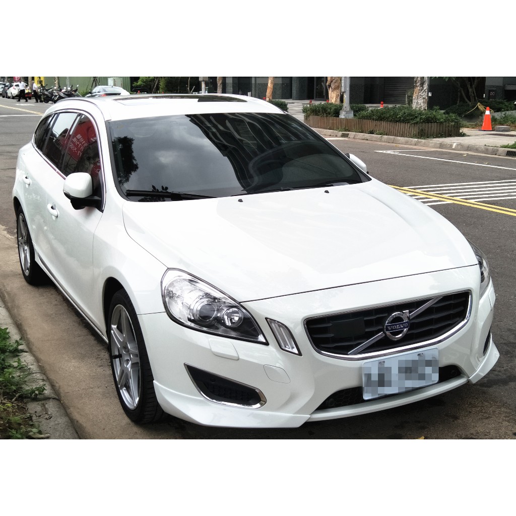 中古車 2013 VOLVO V60 柴油 5人座休旅車 專賣 二手 中古 三門 四門 五門 掀背