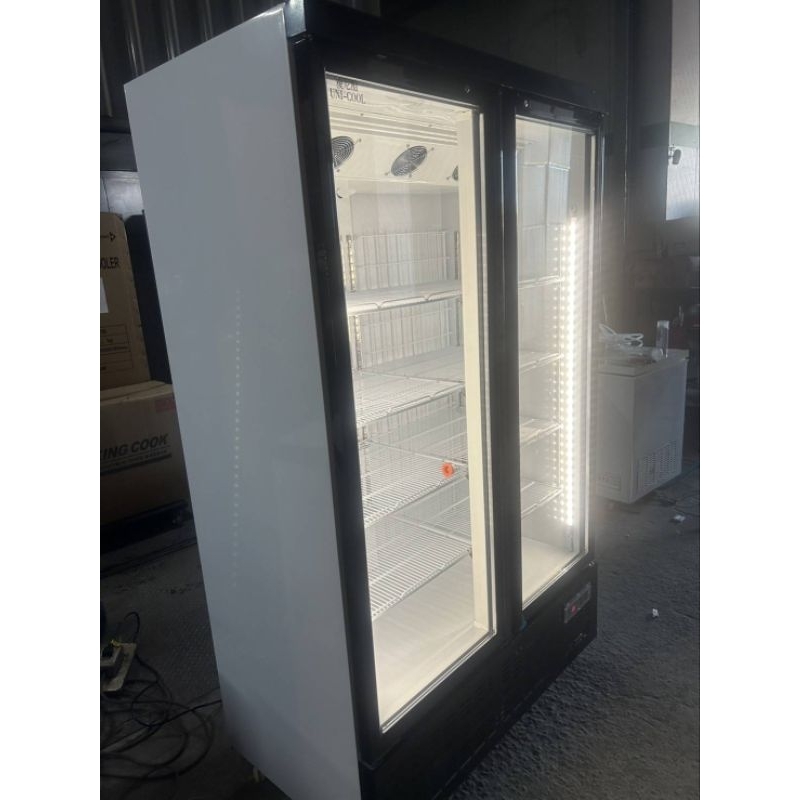 （吉晨冷凍餐飲設備）UNI-COOL優尼酷雙門立式玻璃冷藏櫃/機下型免保養/省電/低噪音尺寸