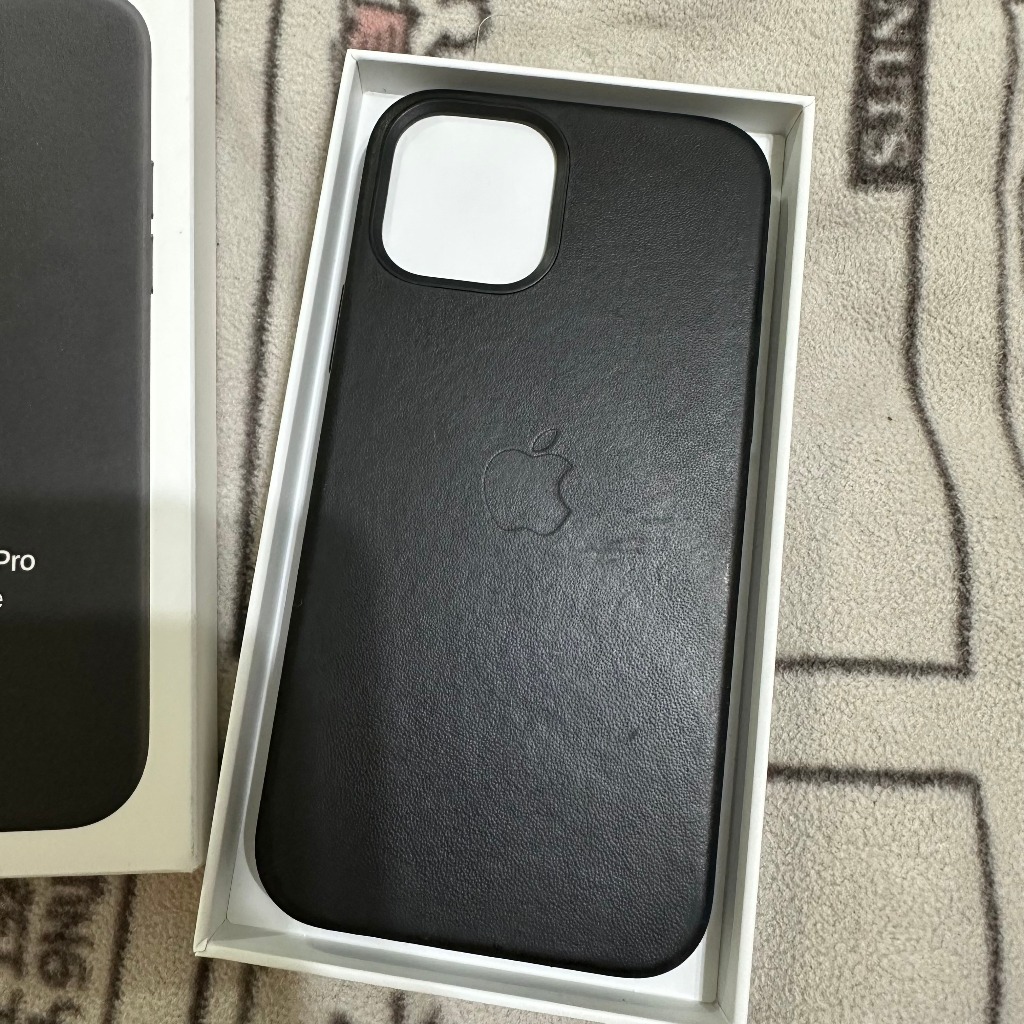 [二手][正品] iPhone 12 Pro 手機殼 Apple手機殼 原廠手機殼 真皮手機殼