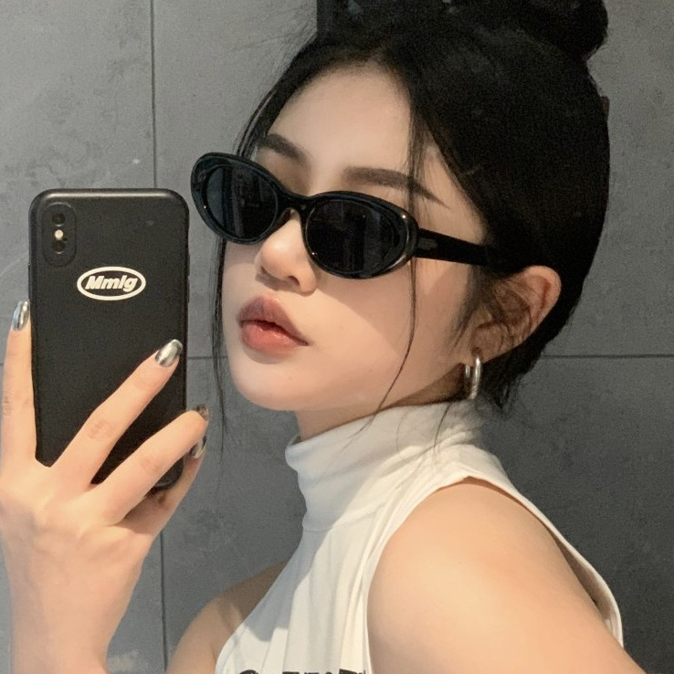 🍁Q.M SHOP🍁九月新款-歐美貓眼質感復古橢圓墨鏡 太陽眼鏡 個性 時尚 海邊 防曬 夏天 明星 同款 百搭 穿搭