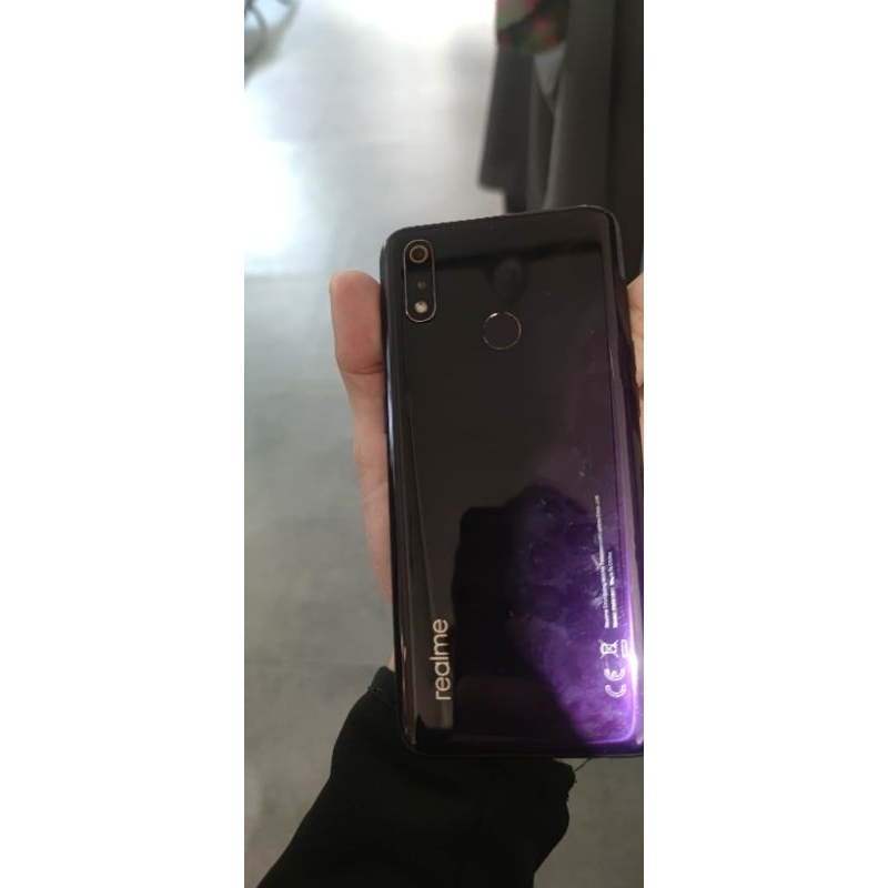Realme 3 pro 6/128g 紫色 二手  外觀有使用痕跡 日常影片.小說不卡頓 面交$1800