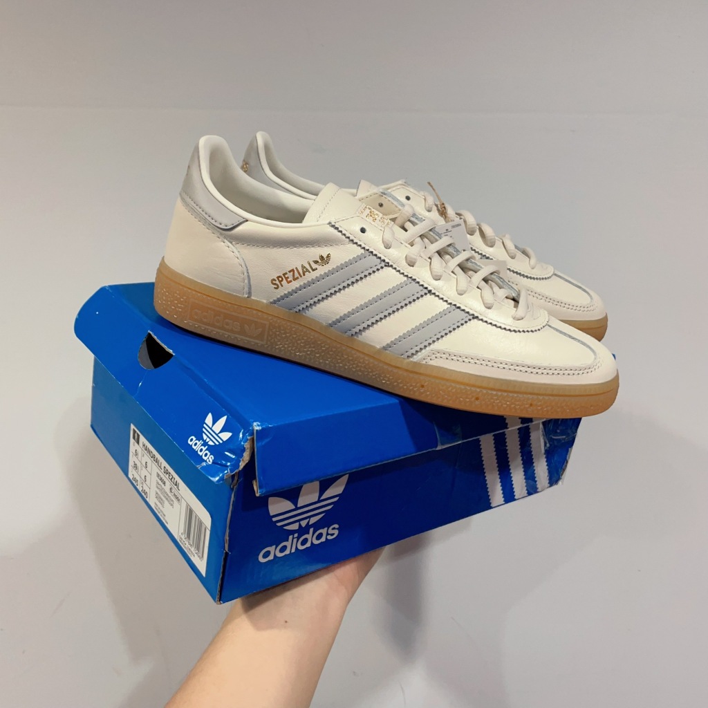 Sugar_tw - 現貨 Adidas Handball Spezial 優格奶油 焦糖底 復古鞋 IF6562