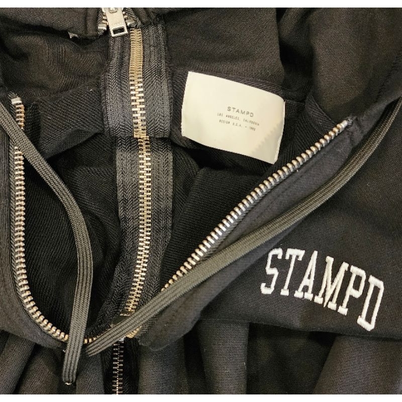 STAMPD LA M號 黑色 連帽長袖上衣 獨樹一幟 三拉鍊解構設計 輕鬆調整穿著舒適度