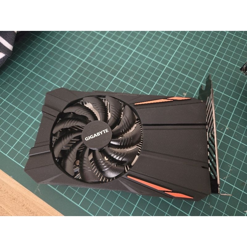 技嘉GTX1050 2GD