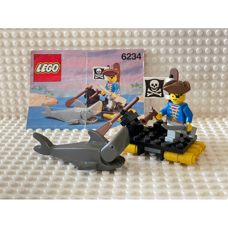 LEGO樂高 二手 絕版 海盜系列 6234 叛逃者 竹筏 鯊魚 海盜 （含書）