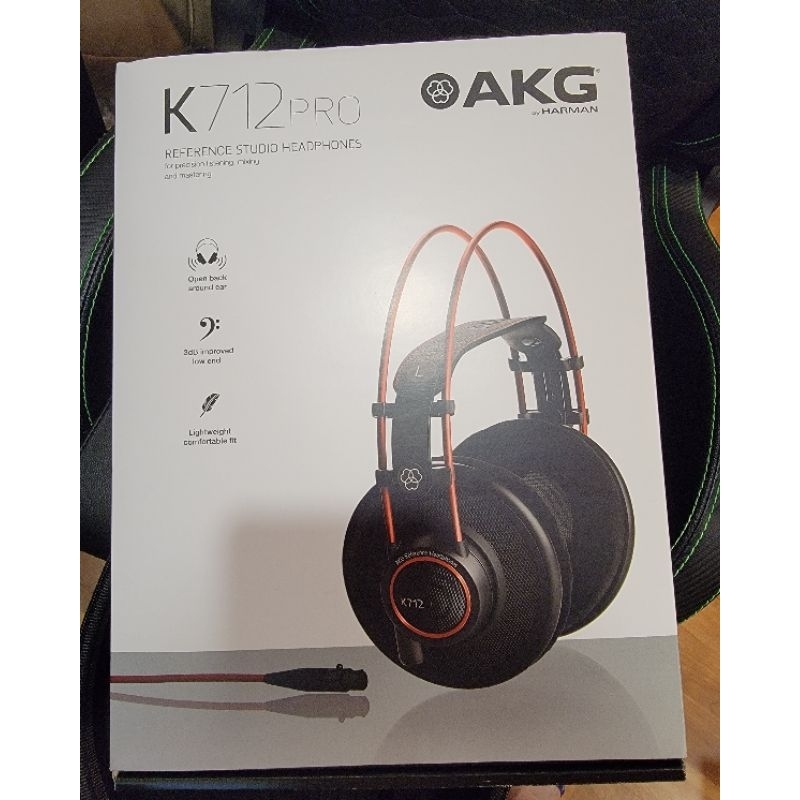 AKG K712 PRO 耳罩式耳機 + 收納盒
