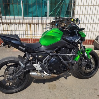 川崎Z650RS防摔球 適用於 川崎Z650RS 巡航機車改裝重機防倒球 Z650RS 皮箱 川崎Z650RS