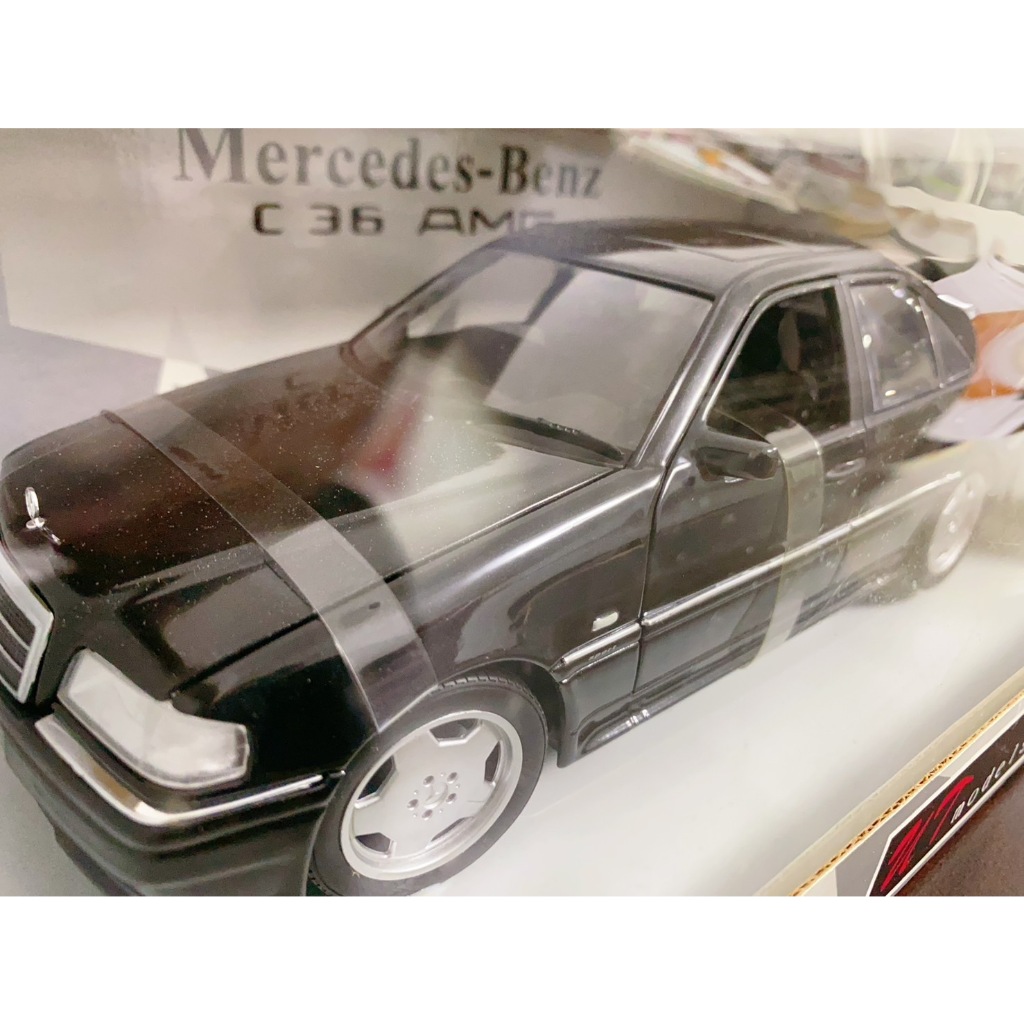 【稀有絕版老物】UT models Mercedes-Benz C63 AMG 稀有黑色款 1/18