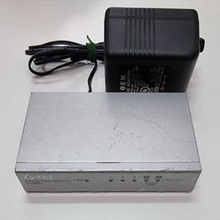 二手Zyxel ES-105A 電腦桌機快速乙太網路5 埠Desktop Ethernet Switch 5 Port