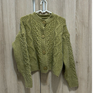 綠色麻花紋毛衣/麻花紋毛衣/冬天毛衣/冬天上衣/長袖上衣/綠色毛衣
