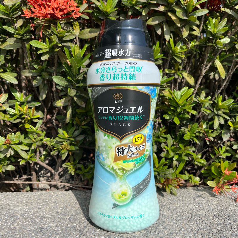 (現貨大瓶)新版日本 P&amp;G特規版 洗衣專用芳香顆粒(洗衣香香豆)/805ml