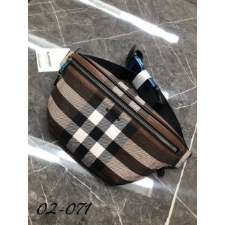 高雄凡賽斯歐洲精品 BURBERRY BBR BUR 經典款 棕色格紋 CASON 胸包 腰包