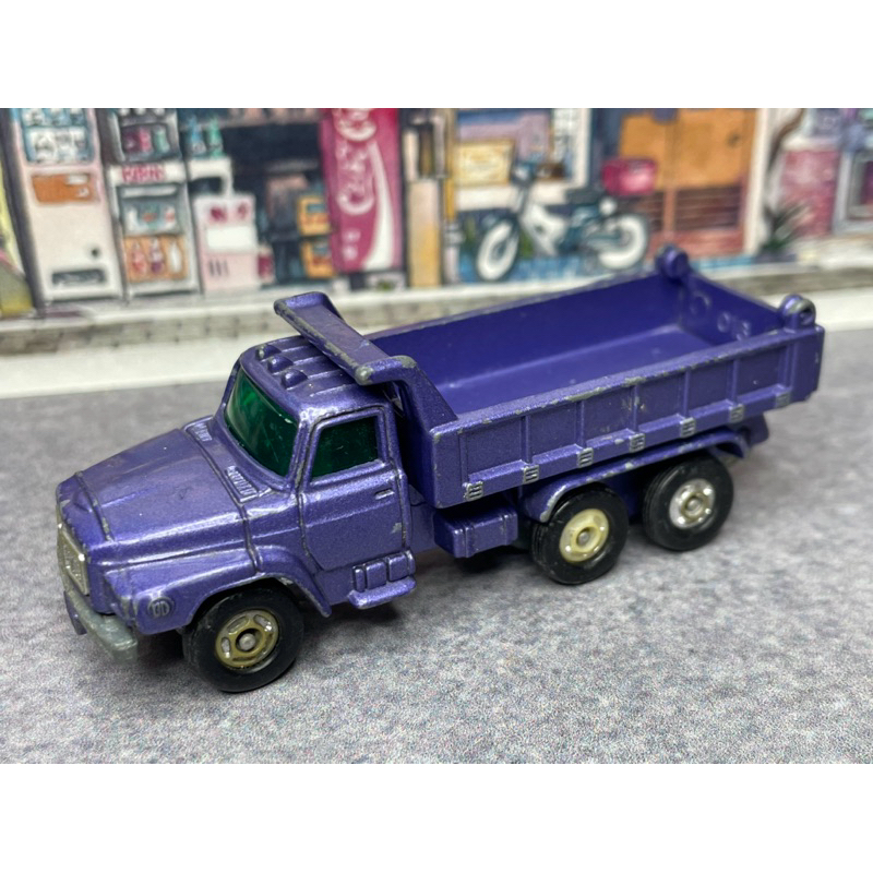 日本製 ）Tomica 16 no.16 NISSAN DIESEL DUMPTRUCK 牛頭卡車 貨車 紫色 砂石車