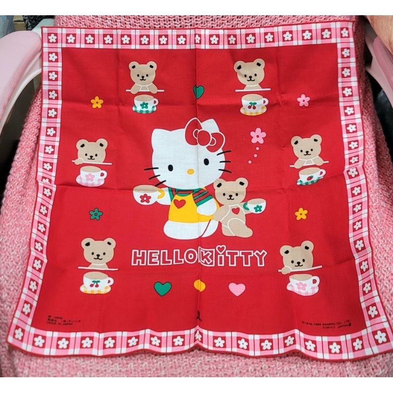 絕版 Hello Kitty 多用途 大方巾 手帕 包巾