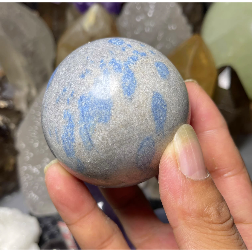 天然水晶K2水晶球藍點藍銅礦水晶球K2原石打磨水晶擺件冥想石