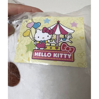 《全新》 hello Kitty 抱枕被毯兩件組 好收納