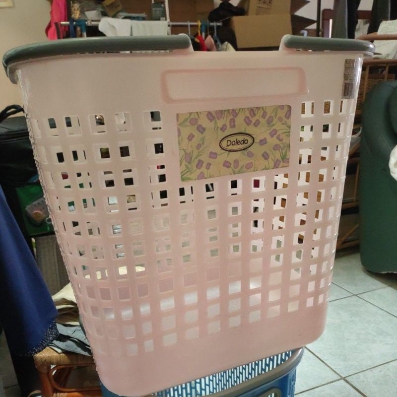 二手家用品粉色洗衣籃住宿生活必備