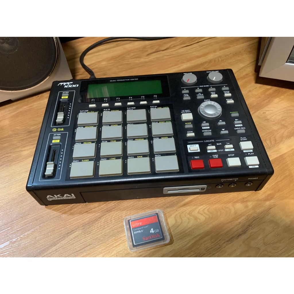 (暫售)AKAI MPC1000 鼓機 取樣機 Sampler 嘻哈逸品