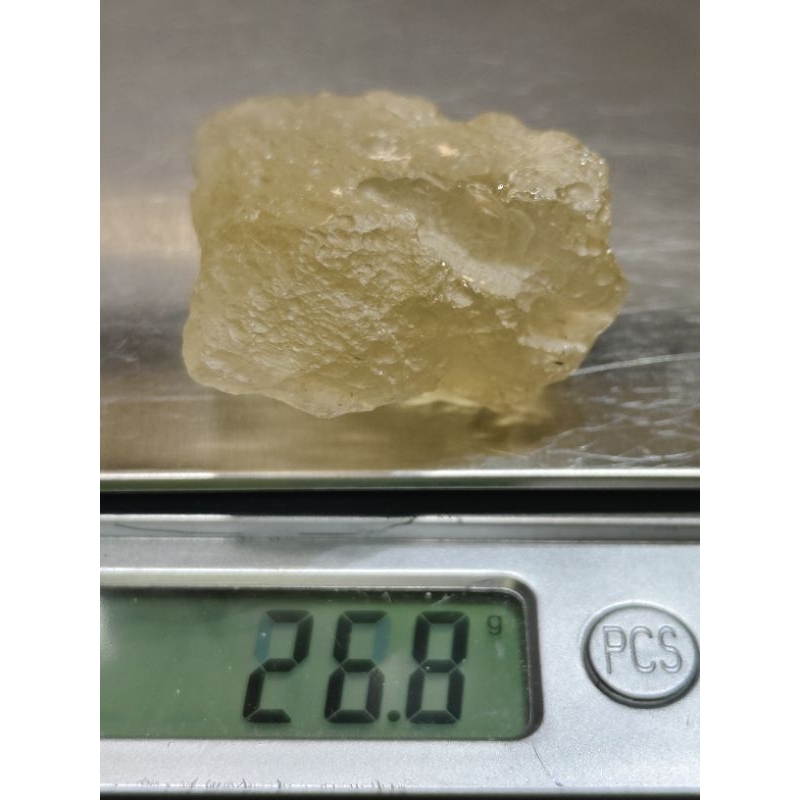 利比亞黃金玻璃隕石（Libyan Desert Glass）