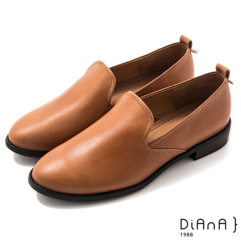 【便宜轉售】《DIANA》3cm質感牛皮極簡素面低跟樂福鞋-榛果棕