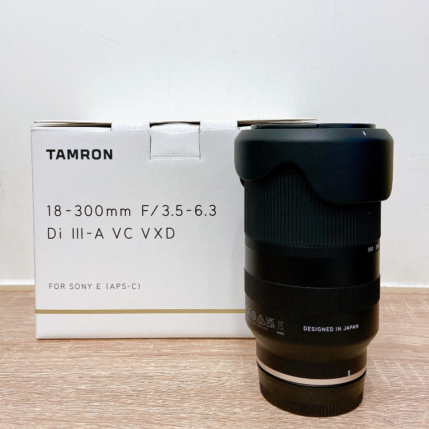 ( 輕便高性能 ) TAMRON 18-300mm F/3.5-6.3 DiIII  APSC E接環 二手鏡頭