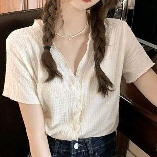 現貨 全新 杏色 日系 氣質 甜美 V領 短袖 襯衫 短版 上衣 衣服 二手衣