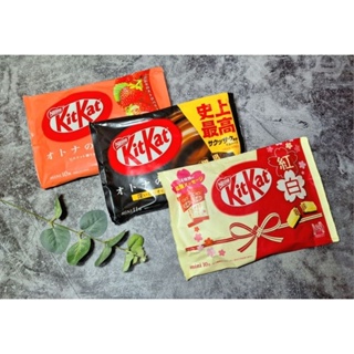 ✓只有零食✓‼️現貨不用等 日本KitKat 威化餅 (草莓/可可/紅白應援) Kitkat 巧克力