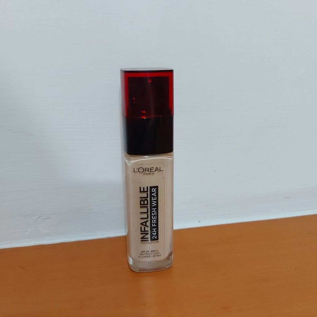 L'Oreal Paris 巴黎萊雅24H無瑕完美粉底液 #20粉膚色