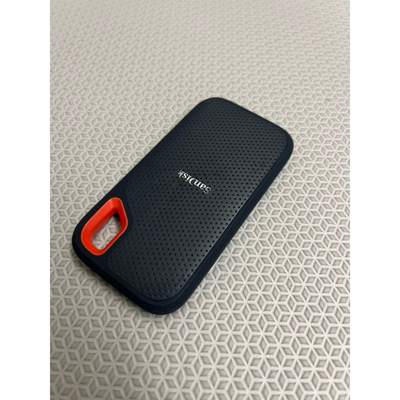 保存良好Sandisk E60 1TB行動固態硬碟 二手