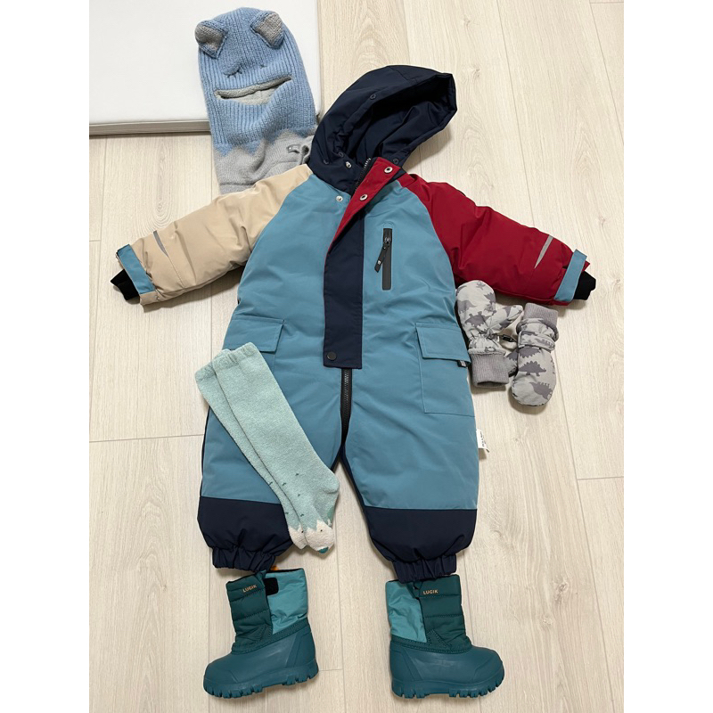 寶寶保暖雪衣+手套+頭套+迪卡儂雪鞋（尺寸約80-90cm)