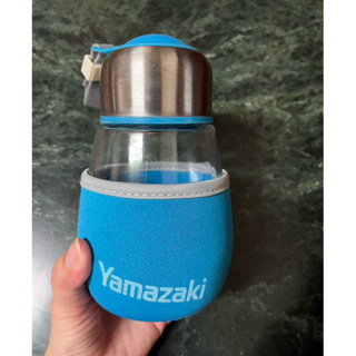 DECO-YAMAZAKI 450ml 企鵝玻璃水瓶+潛水布套