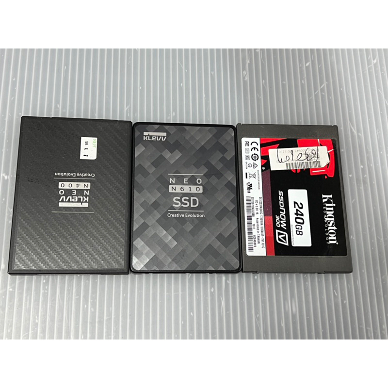 電腦雜貨店～SSD固態硬碟 240G 二手良品 $300