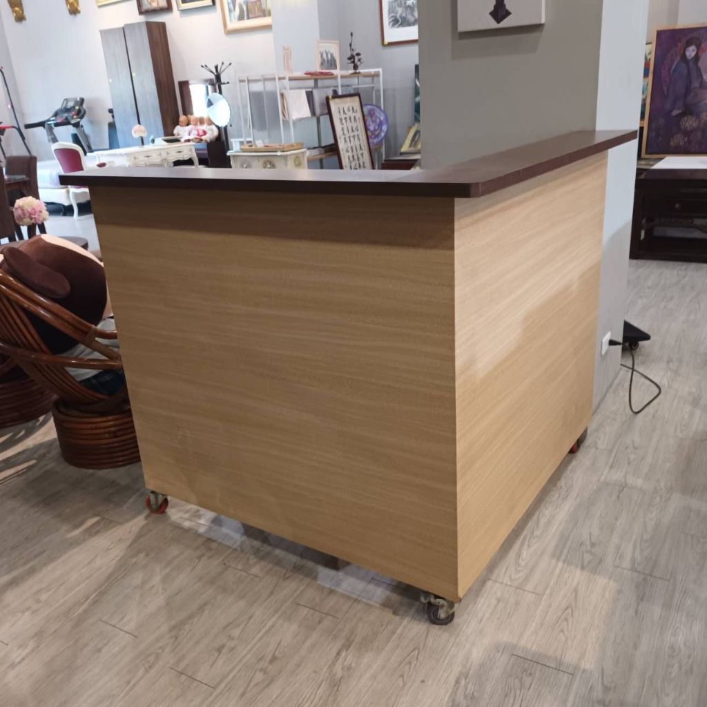 【重修舊好】L型木櫃台 吧台 吧檯 櫃檯桌 收銀臺 店鋪小型 美容院 櫃檯 簡約現代商用 二手良品