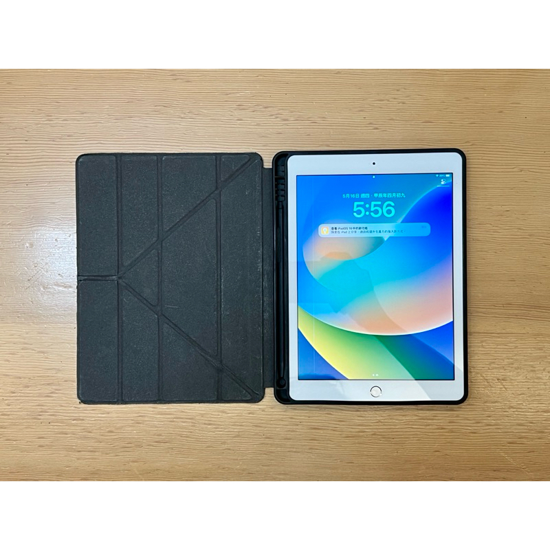 二手 iPad 5代 32G WiFi 銀色 Touch ID