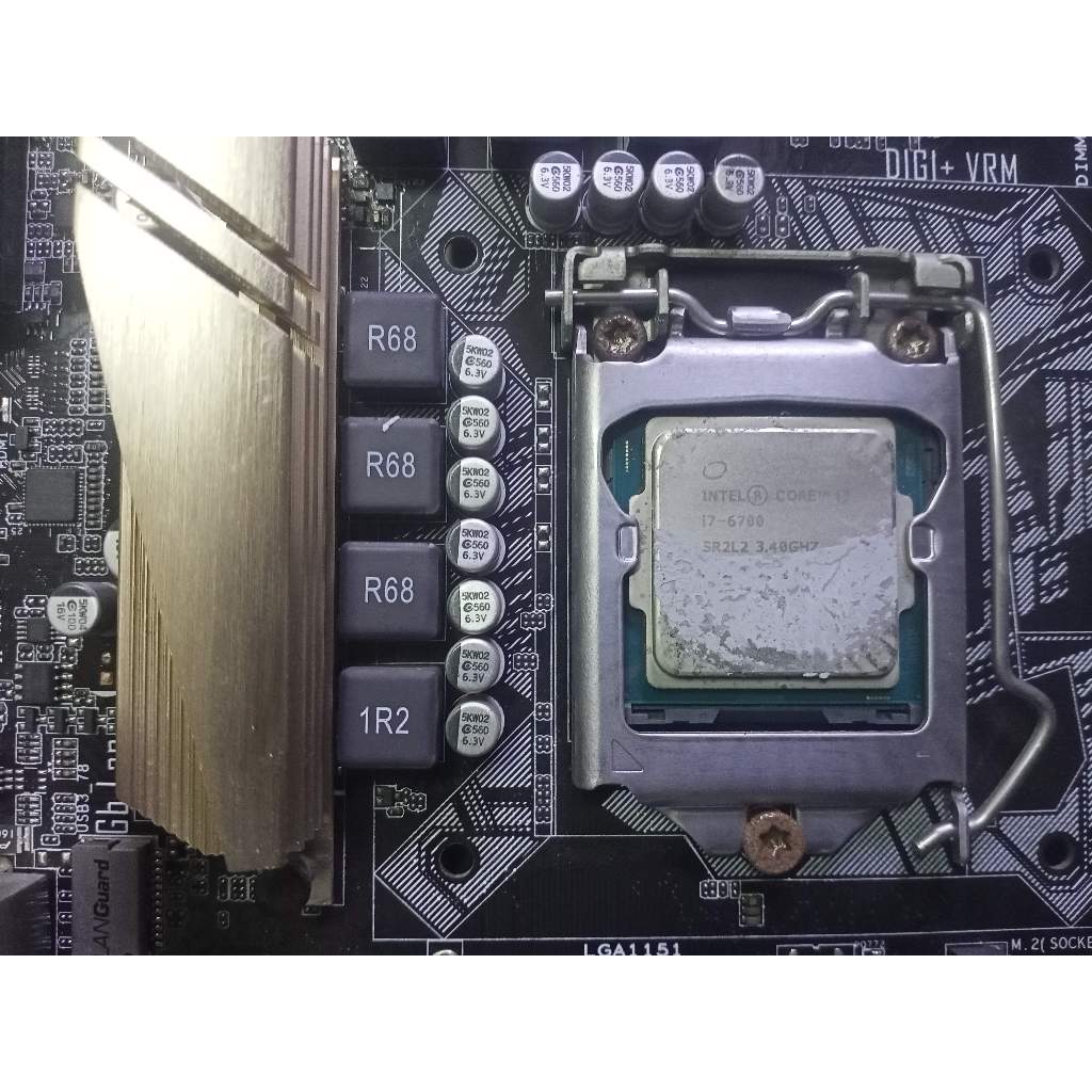 賣2手良品Intel® Core™ i7-6700 處理器 8M 快取記憶體，最高 4.00 GHz