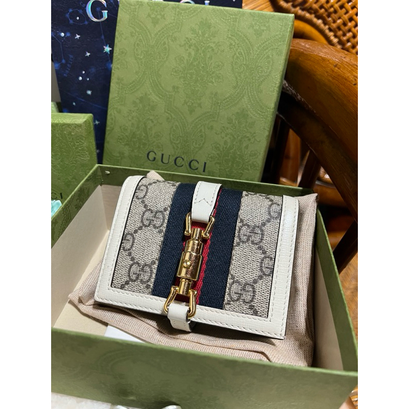 Gucci 古馳 經典款皮夾 /短夾 近全新 專櫃正貨 全配 紙袋、紙盒、防塵套