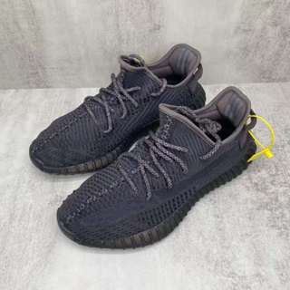 《二手寄賣》Yeezy 350 黑天使 US8 無盒 很新